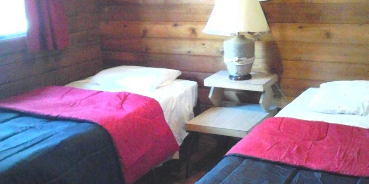 Clear Lake Village Resort Torrance Экстерьер фото
